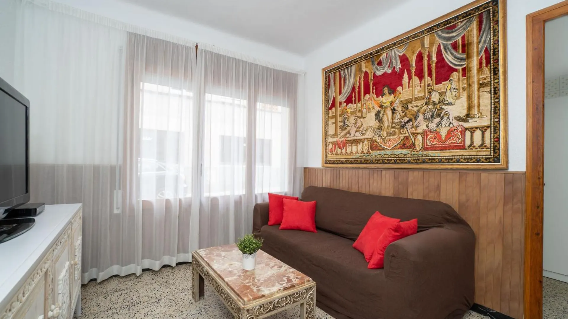Apartment Basic Confort Apartamento Poeta Marquina Pb 2026 Roses Spain